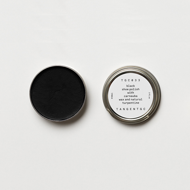 TGC033 black shoe polish