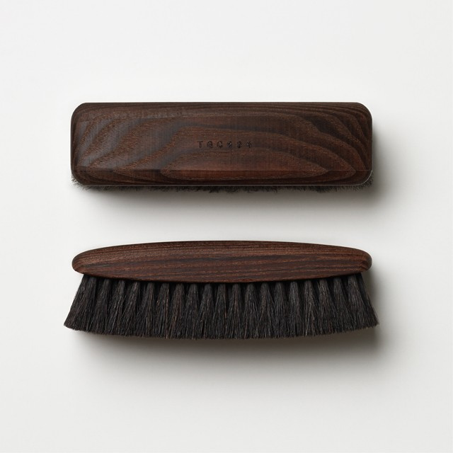 TGC036 dark shoe brush